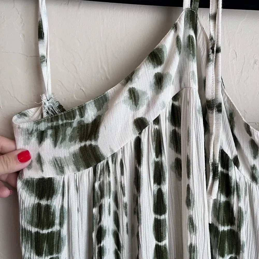 Tie-Dye Green and White Maxi Dress - Sleeveless Summer Style - Picture 4 of 7